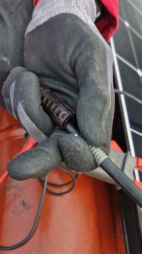 solar panels not working😜broken cable☺️ #electrician #electricalinstallationwork #electricalinsta...