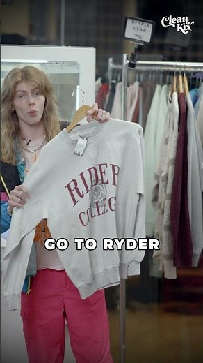 Rider College Vintage Sweater Review — Classic Collegiate Crewneck Breakdown
