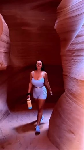 Bianca Stanciu | The Antelope Canyon is simply breathtaking | Instagram