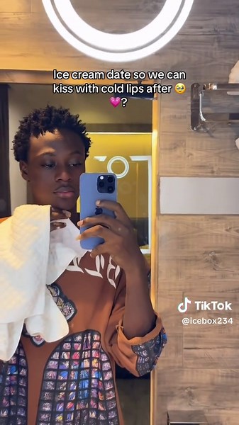 Ice Cream Date: Kiss with Cold Lips! 🥹💞