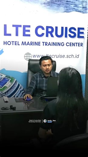 Why Being a Waitress is a Fulfilling Job Experience