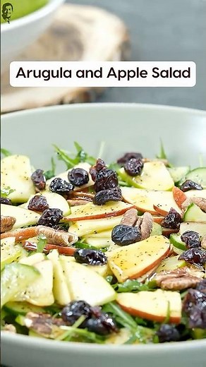 Give your salad a delicious twist by adding the unique combination of arugula and apple!! 💚❤️