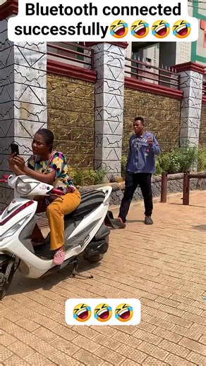 Bluetooth connected successfully🤣🤣🤣#funny #comedy | Blue Tv