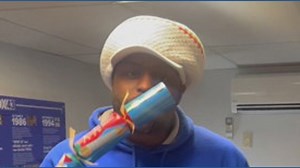 FOX43 news team takes on Christmas crackers