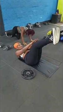 TABATA EXERCISE WITH A CHRISTMAS TWIST #tabata #tabatatraining #gym #motivation #activelifestyle