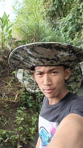 the mysterious trail is back again brettt #comedy #90han #funny