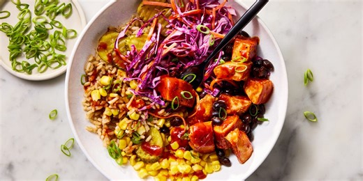 14 High-Protein Bowls That Are SO Satisfying During A Busy Day