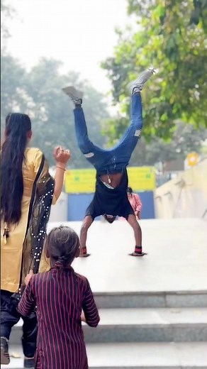 Mind Blowing Handstand Tricks You Need to See! 🥀🖤