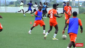 Training🔵⚪️💪🏽 | LYS Sassandra FC