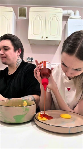 Trying the Hottest Pepper: A Hilarious Reaction