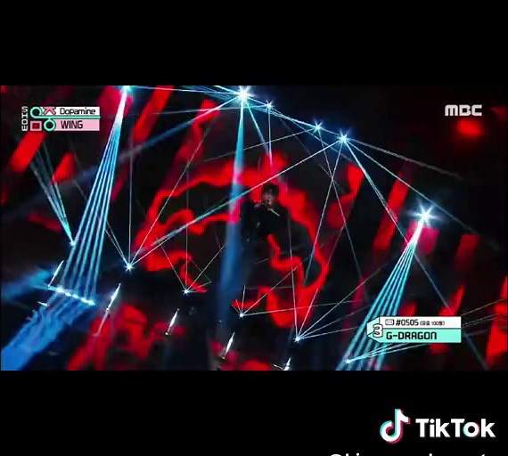 WING (윙) - Dopamine Performance on Show! MusicCore
