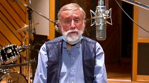 "Two more weeks of quarantine will be the death of me!" Here's a brand new song from Ray Stevens called "The Quarantine Song". It was written by Buddy Kalb and this video was filmed live in studio at the CabaRay during Ray's video appearance on Larry's Country Diner. Check it out and have a laugh! #Quarantine #QuarantineSong | Ray Stevens