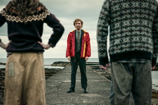 ‘The Incomer’: Funny First Footage Of Sundance Comedy Sees Domhnall Gleeson Discussing Merits Of Veganism Vs Steamed Seagull