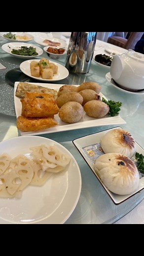 📍Loong Yat Heen lunch time AYCE dim sum! Yum. #DimSumDelights #AllYouCanEatDimSum #DimSumFeast #DimSumLovers #DimSumAddict #DimSumCravings #DimSumExperience #DimSumAdventures #DimSumFoodie #DimSumHeaven #DimSumGoals #DimSumIndulgence #DimSumParadise #DimSumCelebration #DimSumSatisfaction #LoongYatHeen #hongkong #tsimshatsui | Chichicho