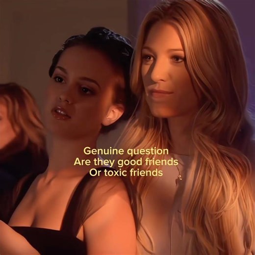 How do you view them😭 I just love them both #gossipgirl #blairwaldorf #serenavanderwoodsen #shorts