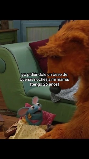 Si queréis que pongan la serie “El oso de la casa azul” en castellano en Disney España mencionad a @Disney España diciendo que la queréis! 🐻💛 #elosodelacasaazul #playhousedisney #infancia #nostalgia #seriesdeantes