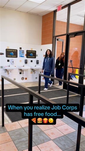 Wait…they have what?? 🫨🍕🍔🤤 #fyp #jobcorps #freefood #highschool #tradeschool | Management & Training Corporation