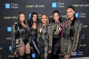 En Vogue Reunites With All 5 Members