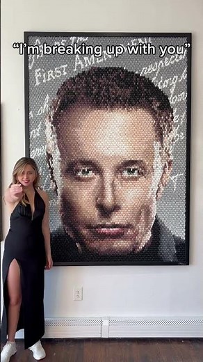 Elon Musk made of 10,000 middle fingers?! 🖕 art by ‪@kevinchampeny1661‬