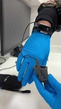 How to use PULSE OXIMETER