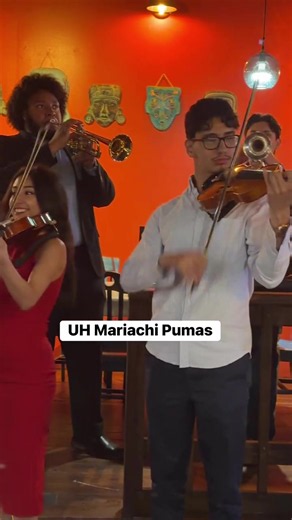 UH Mariachi Pumas #uhmariachipumas #houstonmariachifestival @joselongoria67 @Zayden Longoria