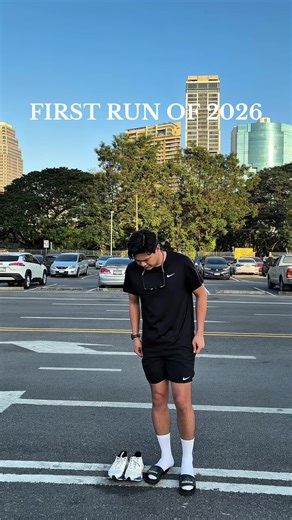 วิดีโอของ DJ Cable (@cable_tinnapob) พร้อมเพลง Sweet Boy by Malcolm Todd - Malcolm Todd