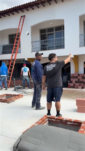 Box Smoker Barbecue on Reels