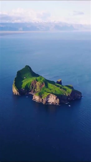 World's Loneliest House | 世界上最孤独的房子 #Shorts