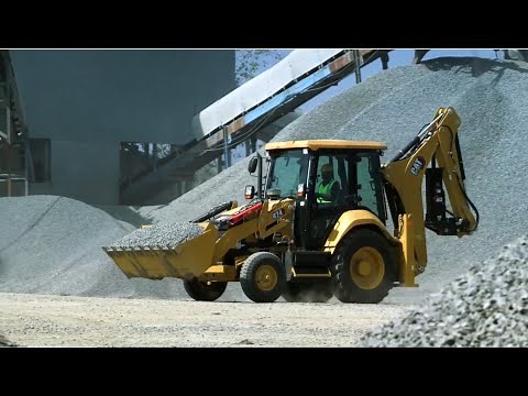 Cat® 424 Backhoe Loader Overview