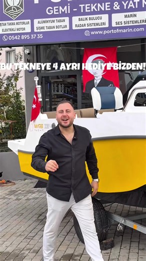 📍 @boatcenter_tr 📞 90 (534) 055 62 29 Detaylı bilgi ve kampanyalardan yararlanmak için bize ulaşın. 👆 ⚓️ Standart Donanımlar 🛠️ 316 Krom Vardavela 💡 İç & Dış Havuzluk Aydınlatmaları (7 Adet – Mavi) 💧 Seaflo Otomatik Sintine Pompası 🚿 Seaflo Hidrafor 🚿 Sea Lux Duş Başlığı, Hortumu ve Yuvası 🔌 Bot Şalter 🎛️ Üst Kalite 9’lu Buton Switch Panel ⚙️ Irgat Butonu 🛡️ Göğüs Siperliği 🚪 Kabin İçi Hatch ⚓️ Irgat ⚓️ Çapa ⛓️ 15 Metre Galvaniz Zincir 🛡️ 4 Adet Koçbaşı ⛺️ Katlanır Krom Tente ❄️ Ber