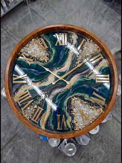 How to Make Large Resin Wall Clock | Luxury home Decor #resinart #epoxyclock #epoxyresin