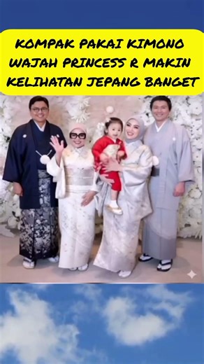 KOMPAK ΡΑΚΑΙ ΚΙΜONO WAJAH PRINCESS R SEMAKIN TERLIHAT JEPANG BANGET SYAHRINI REINO BARACK#feedshorts