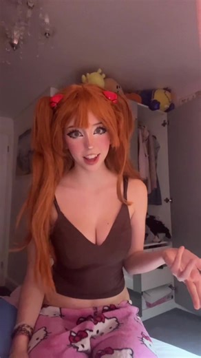Cozy Cosplay Vibes with Asuka Langley
