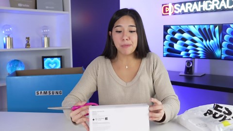 I bought APPLE vs SAMSUNG mystery boxes