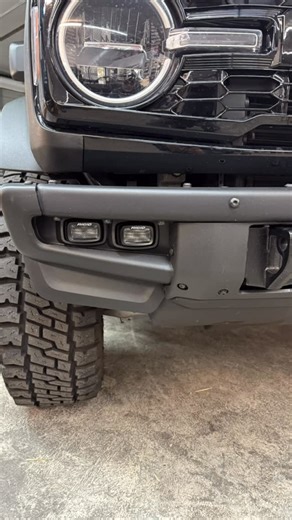 Ford bronco parts and acessories on Instagram: "Just finished installing the @fordracing module bumper fog light kit. M-15200k-BL2. Also added the raptor lower splash shields to finish off the bumper. Great look, easy to install kit. Find it in our web shop. #bronconation #fordbronco #fordracing #broncoparts #broncosofinstagram"