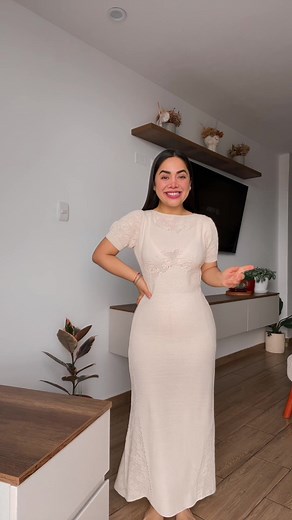 TEJiDOS 🧶 Vestido labrado en flores 🪴🥹💗 ame lo comfort que es - no se te apega al cuerpo y esta super cómodo y el labrado le da una delicadeza 🌸 Pedidos 914 145 142 #vestidos #tejidos #outfitinspiration #outfitide