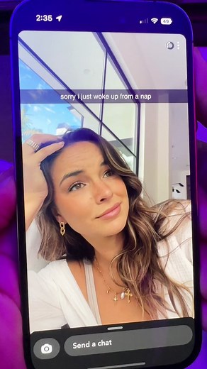 Snapchatting your crush🥰