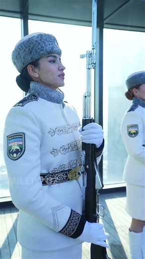 Qizlar Faxriy qorovul - Milliy Gvardiya #uzbekistan #respect #soldiers#shorts