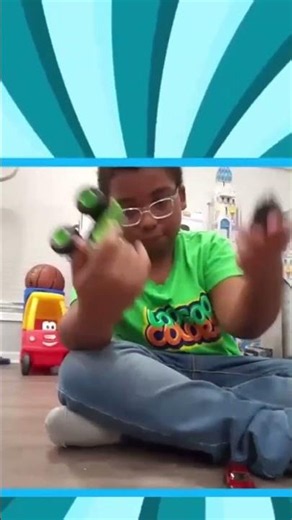 Oh No, I Dropped My Books! #ZZKidTV #googoocolors #googoogaga #shortvideo #kidsvideo