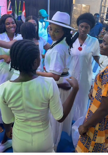 When you have people that will say “ mummy sleep when you wake up it’s done”… that is a gift no money can buy!! A team that understands the vision, will never sit while you stand, a team that will not sleep while you are awake, will not eat while you fast.. will not stand while you are running.. will not laugh while you are crying and will not go one mile while I go 2 miles. I am blessed with strangers that became my family. An example of being close to the anointed yet not familiar with the ano