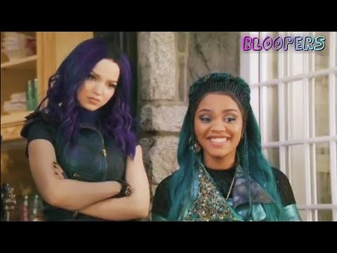 Descendants 3 BLOOPERS