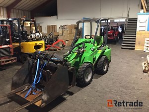 Avant 520 minilæsser / Miniloader wih implements