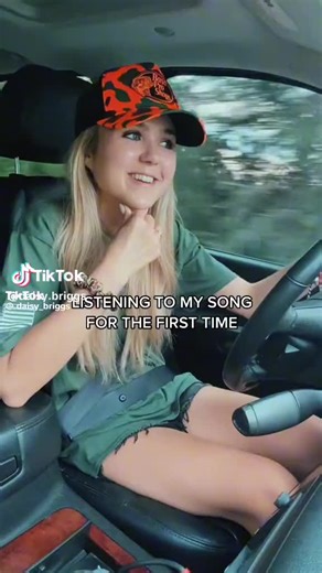Daisybriggs on TikTok