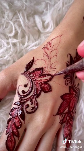 Arabic Henna Design Tutorial for Raya