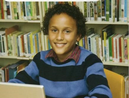 原版英文有声绘本之红火箭 Red Rocket Readers 黄盒系列：Inventions Help Us 发明帮助我们，发明能帮助我们什么呢？#发明 #新发明#绘本阅读#小发明大帮助 #发明好物 #inventions #helpus #help #redrocketreaders #redrocketreading #红火箭 #四级英语阅读 #分级阅读 #英语分级阅读