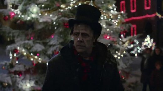 Apple TV Spot, 'Frankie's Holiday' Featuring Brad Garrett