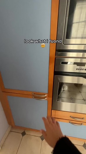 Enjoy playing piano anytime with our virtual keyboard. No real piano needed. 🎹📱