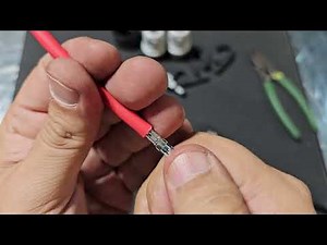 Cum sertizam conectorii MC4 pentru panouri fotovoltaice pe conductor solar? [materiale by HELUKABEL]