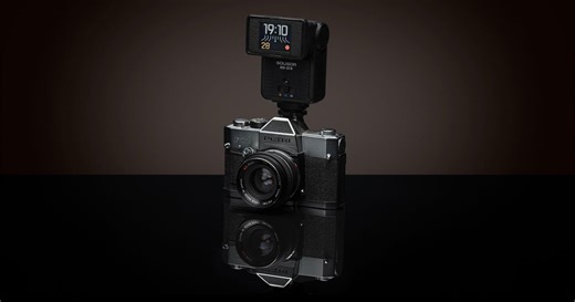 How a Photographer Built a DIY Digital Clock Within a Flash Unit