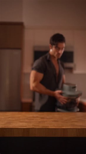 You like it extra crispy? #ninjapartner #tightbuns Golden hand rolled buns filled with creamy béchamel, fig jam and prosciutto. Baked to perfection in the Ninja Crispi Pro. The kind of buns you just can’t say no to. My new fav kitchen device, with non-toxic glass containers that can do more, see more, cook more #NinjaCrispi @ninjakitchen | Donut Daddy